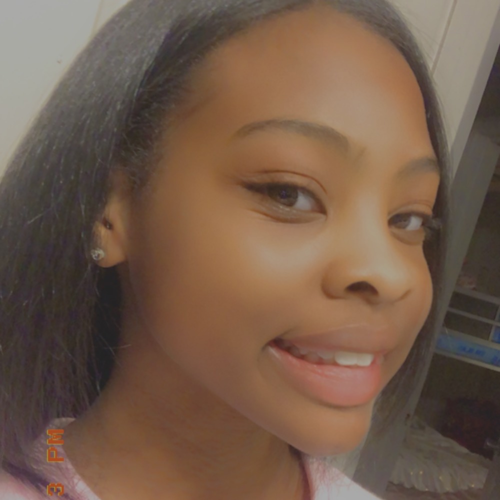 Meet your Posher, Lailah